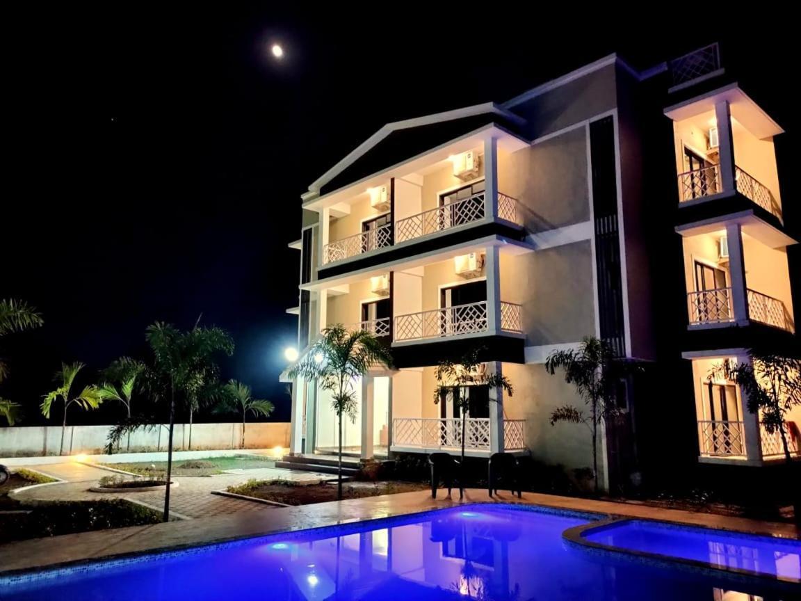 Winds N Waves Hotel Alibag Exterior photo